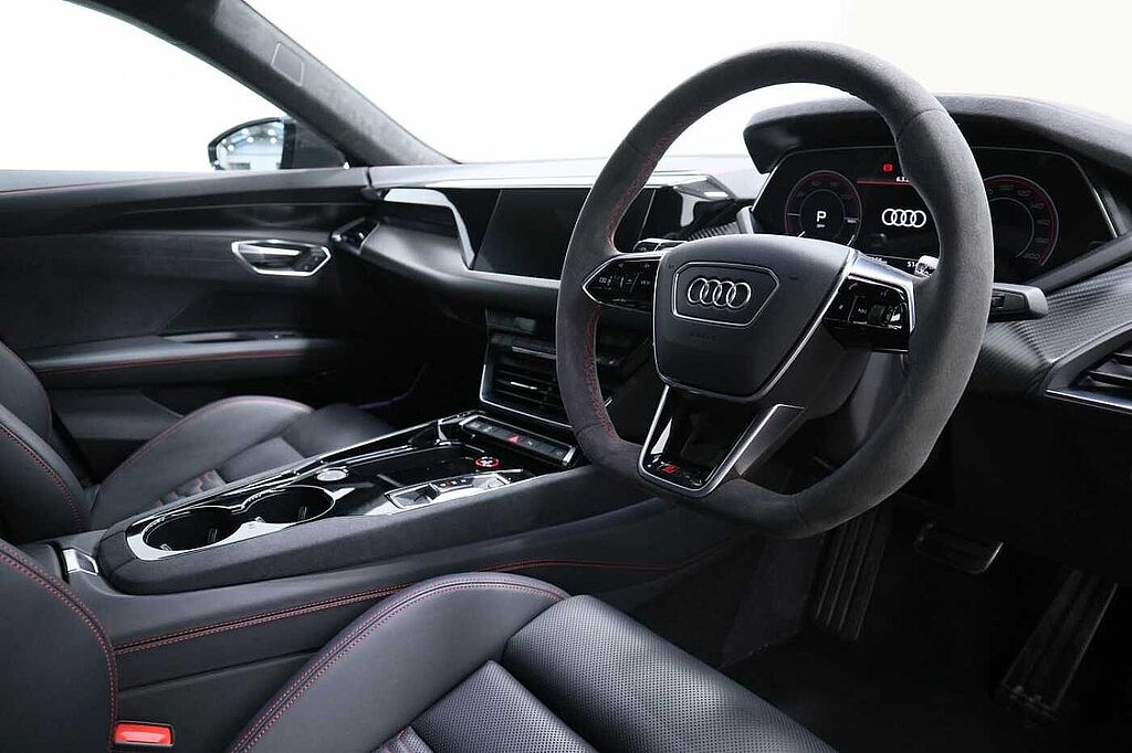 Audi Rs E-tron Gt Saloon 475kW Quattro 93kWh Carbon Black 4dr Auto
