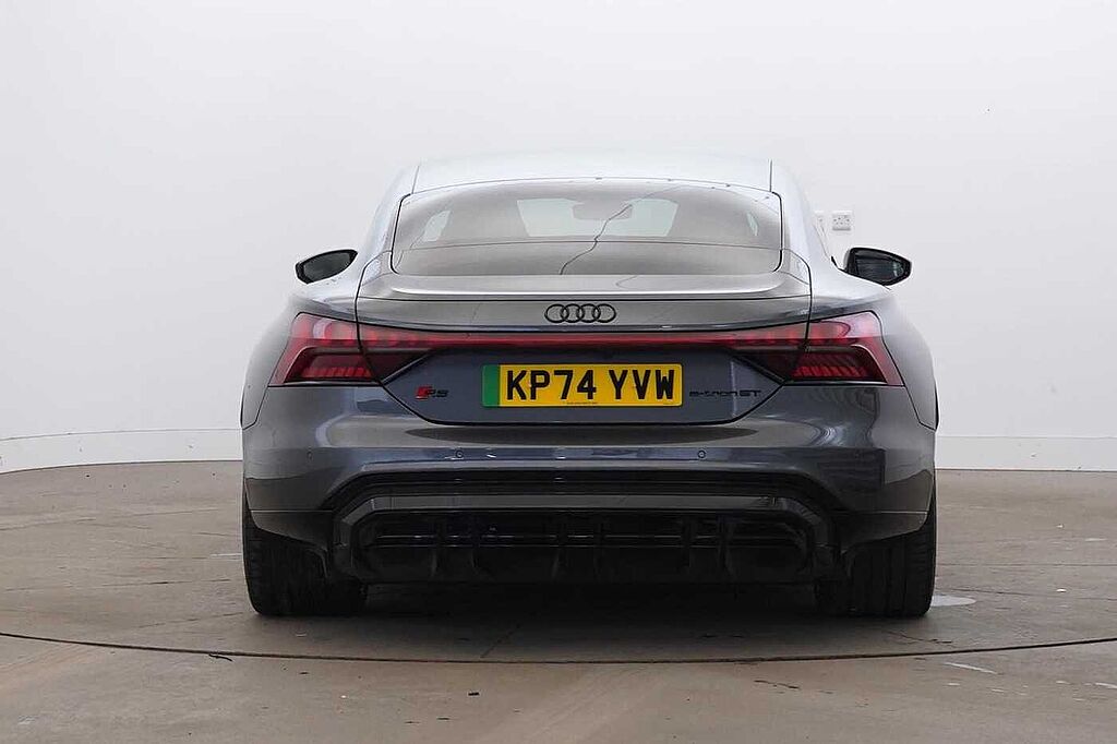 Audi Rs E-tron Gt Saloon 475kW Quattro 93kWh Carbon Black 4dr Auto