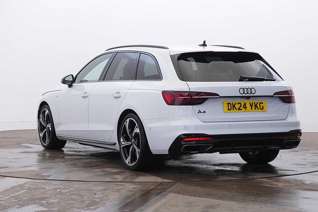 Audi A4 Diesel Avant 35 TDI Black Edition 5dr S Tronic