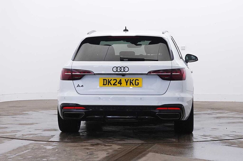 Audi A4 Diesel Avant 35 TDI Black Edition 5dr S Tronic