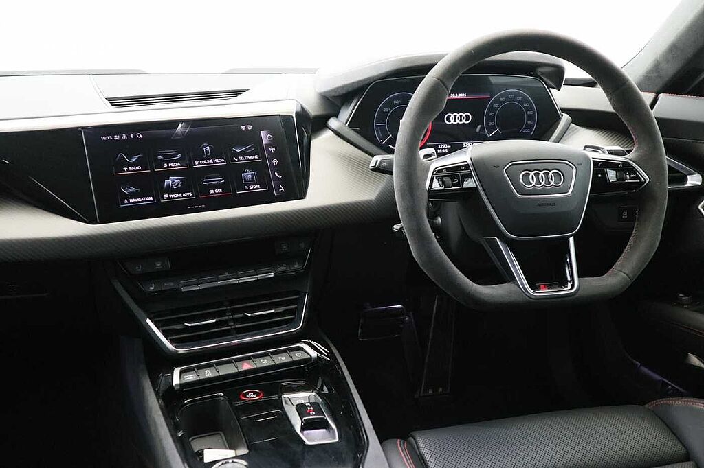 Audi Rs E-tron Gt Saloon 475kW Quattro 93kWh Carbon Black 4dr Auto