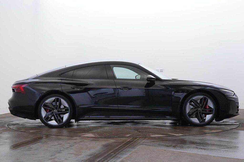 Audi Rs E-tron Gt Saloon 475kW Quattro 93kWh Carbon Black 4dr Auto