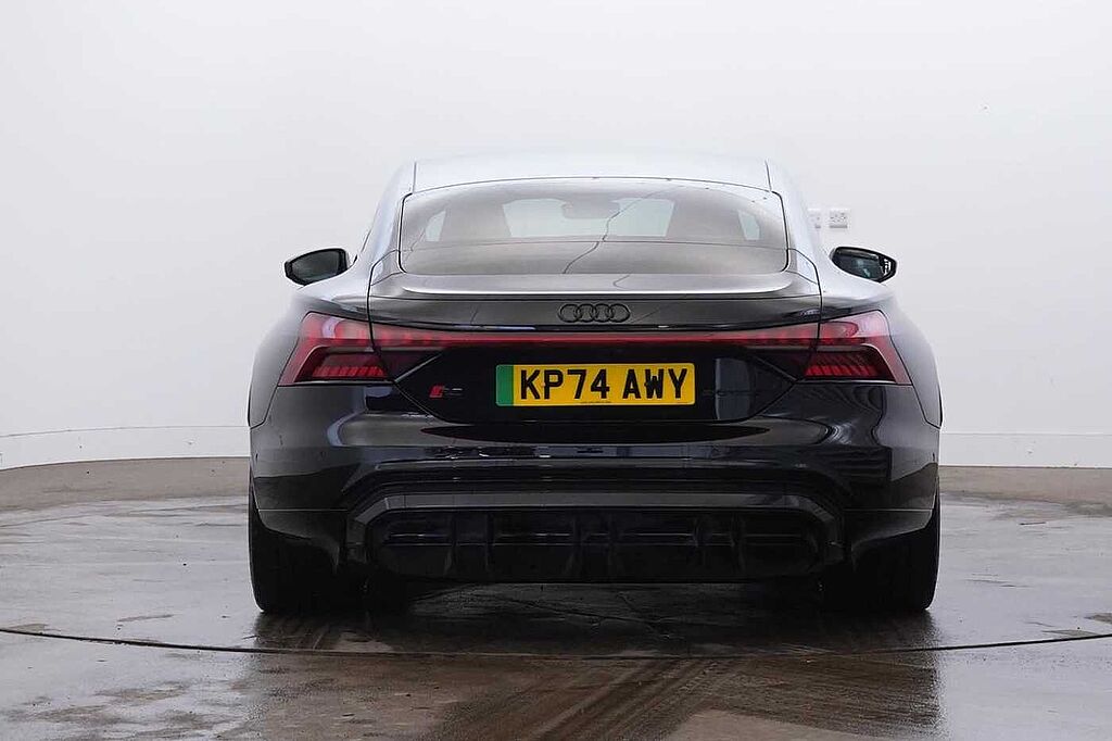 Audi Rs E-tron Gt Saloon 475kW Quattro 93kWh Carbon Black 4dr Auto
