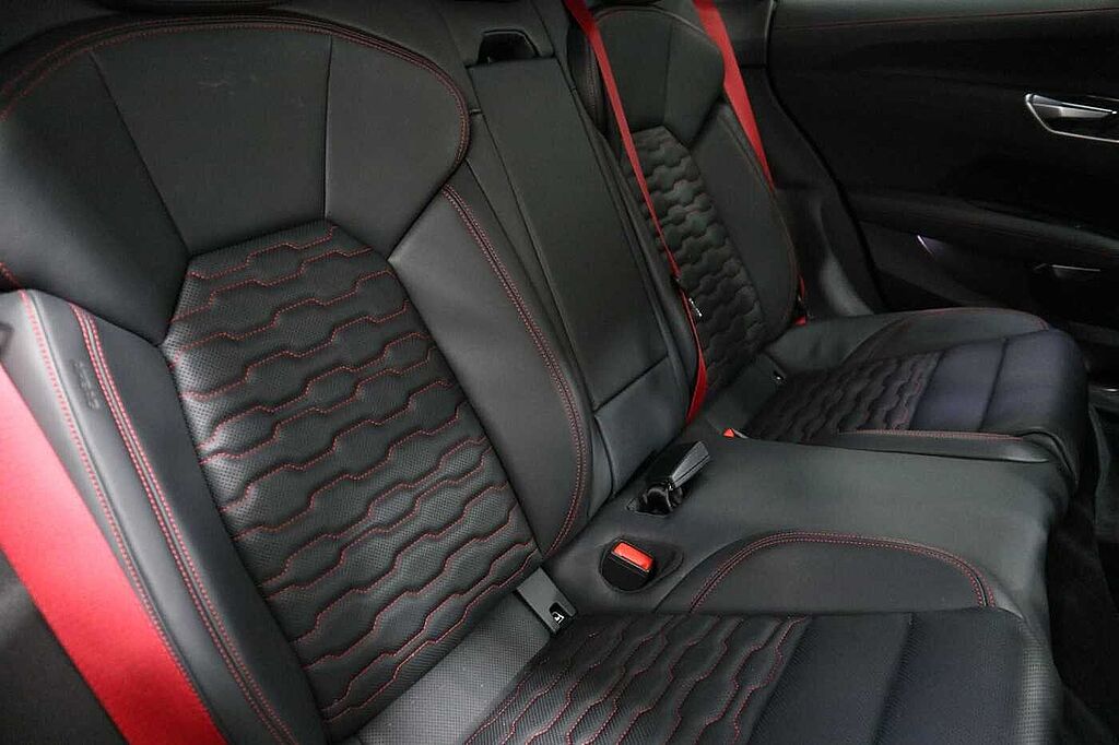 Audi Rs E-tron Gt Saloon 475kW Quattro 93kWh Carbon Black 4dr Auto