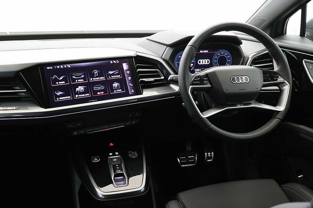 Audi Q4 E-tron Estate 210kW 45 82kWh S Line 5dr Auto [Leather]