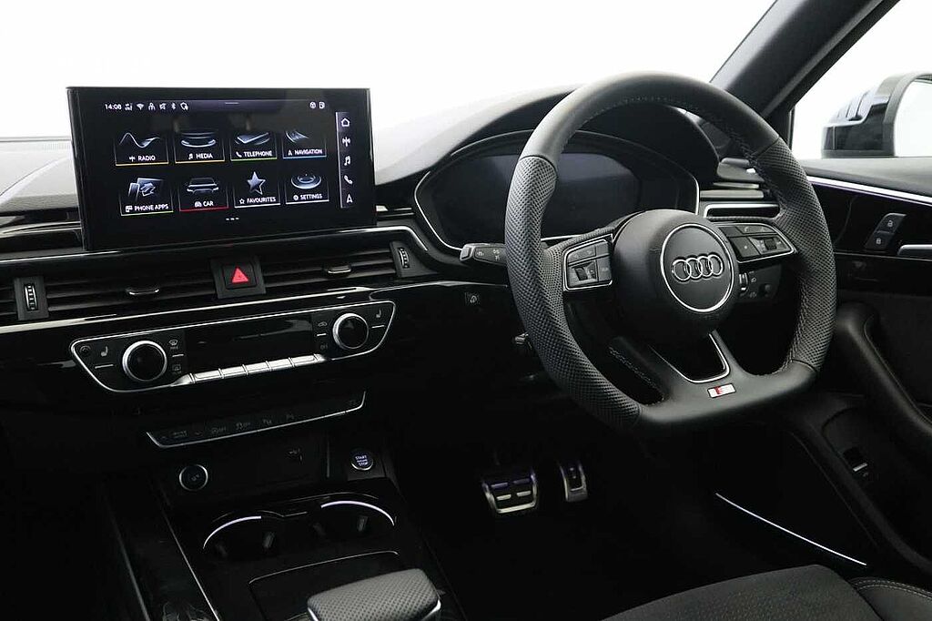 Audi A4 Diesel Avant 35 TDI Black Edition 5dr S Tronic