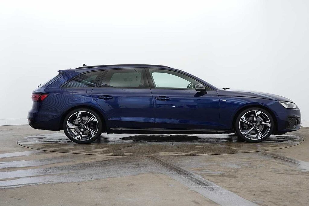Audi A4 Diesel Avant 35 TDI Black Edition 5dr S Tronic