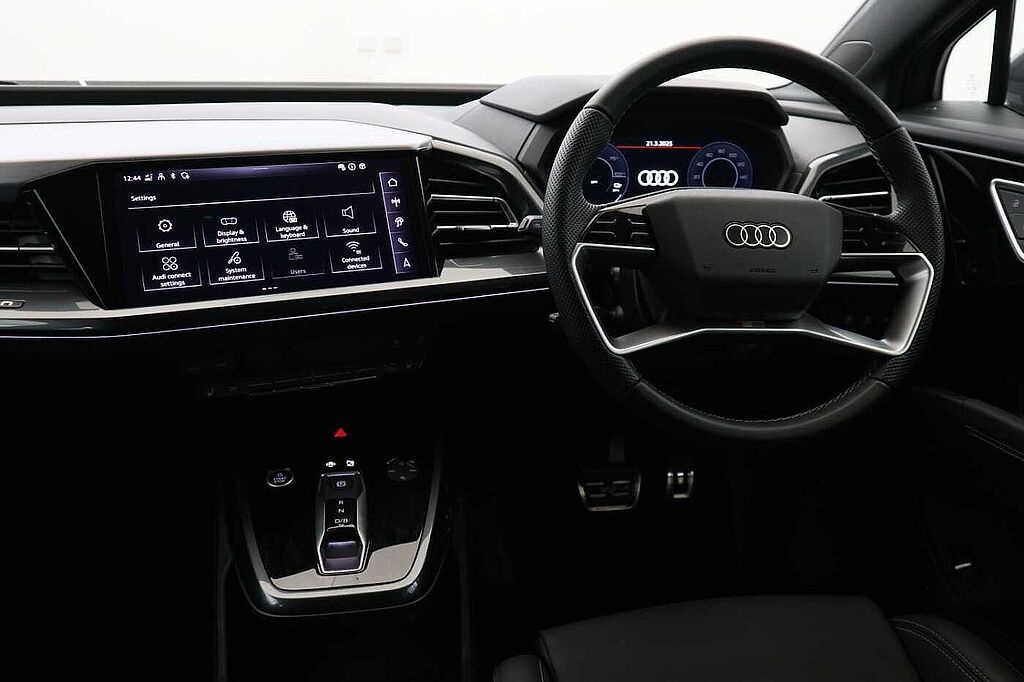 Audi Q4 E-tron Estate 210kW 45 82kWh S Line 5dr Auto [Leather]
