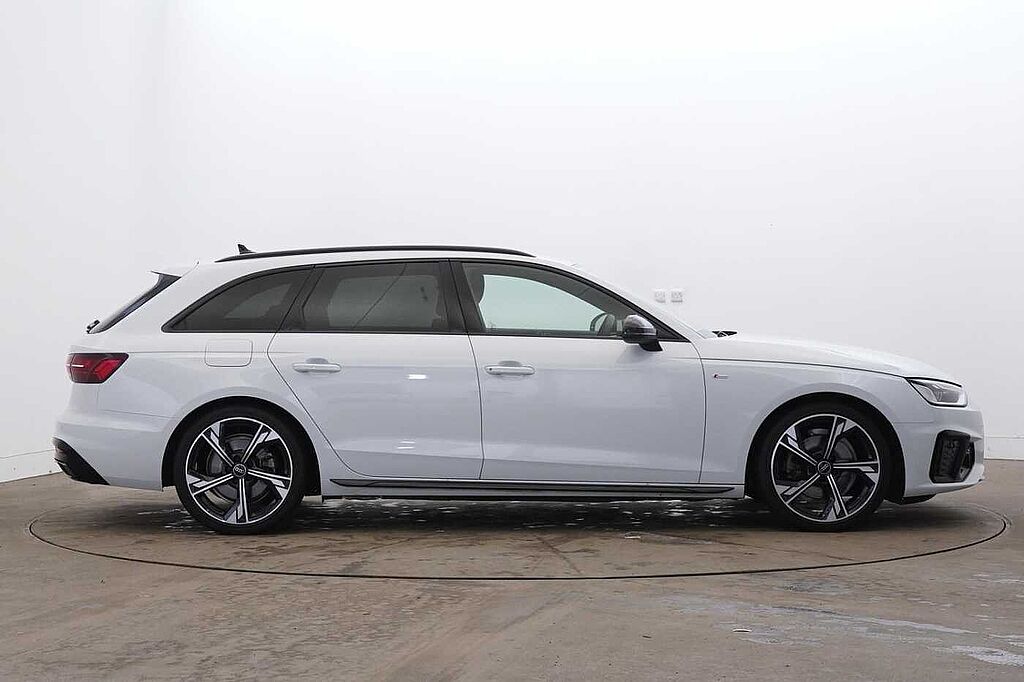 Audi A4 Diesel Avant 35 TDI Black Edition 5dr S Tronic