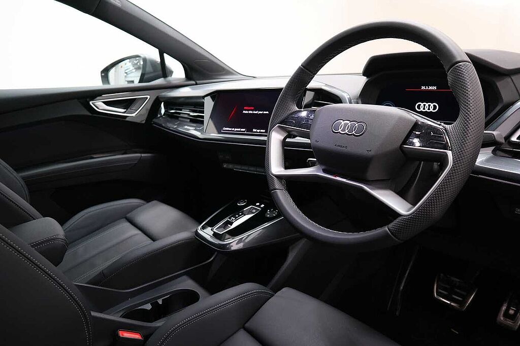 Audi Q4 E-tron Estate 210kW 45 82kWh S Line 5dr Auto [Leather]