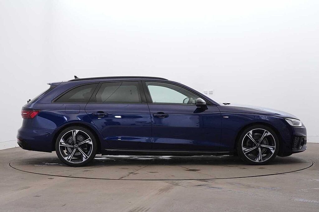 Audi A4 Diesel Avant 35 TDI Black Edition 5dr S Tronic