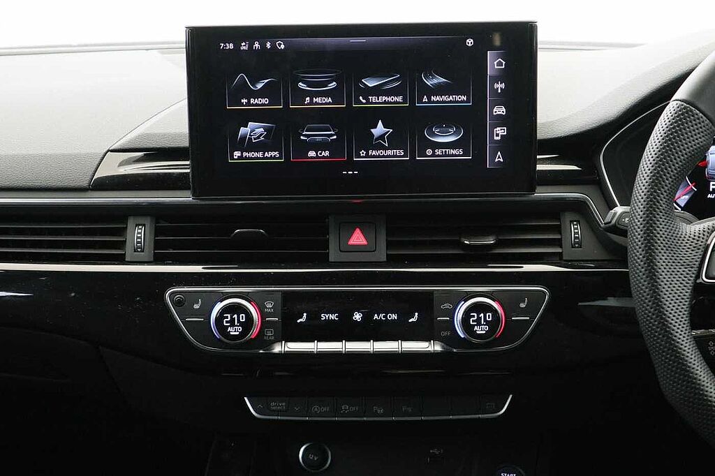 Audi A4 Diesel Avant 35 TDI Black Edition 5dr S Tronic