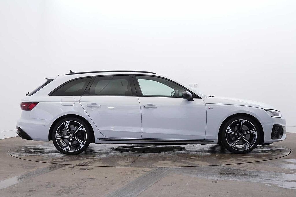 Audi A4 Diesel Avant 35 TDI Black Edition 5dr S Tronic