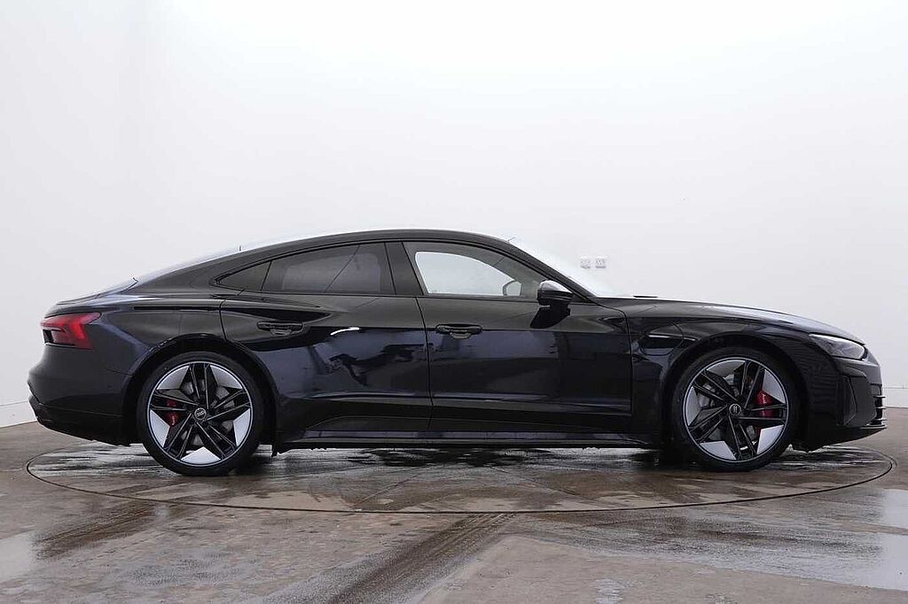 Audi Rs E-tron Gt Saloon 475kW Quattro 93kWh Carbon Vorsprung 4dr Auto