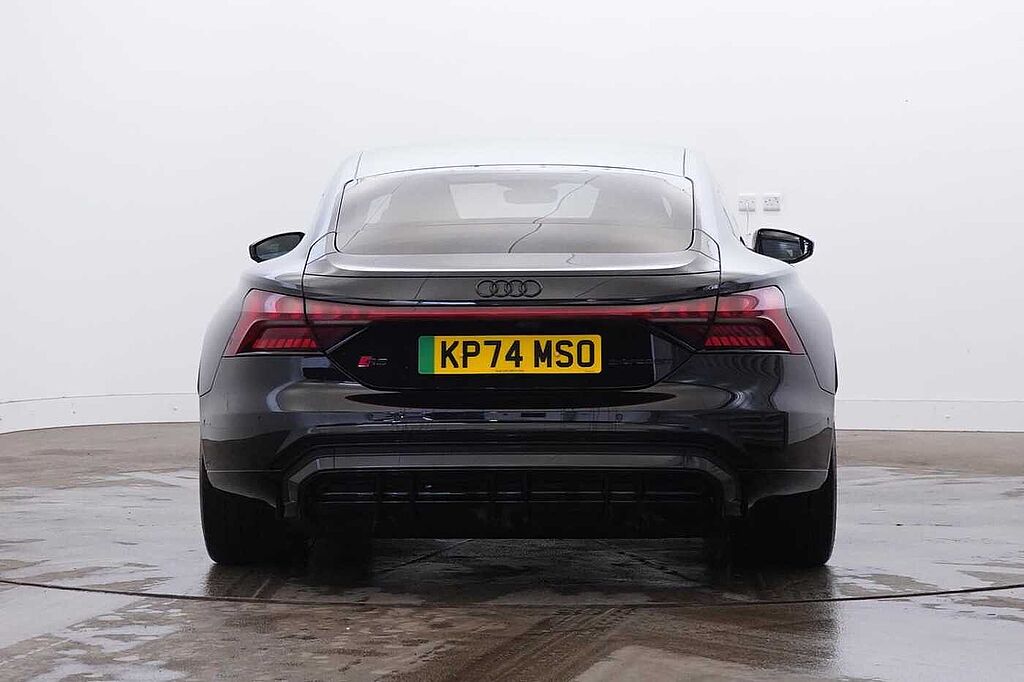 Audi Rs E-tron Gt Saloon 475kW Quattro 93kWh Carbon Vorsprung 4dr Auto