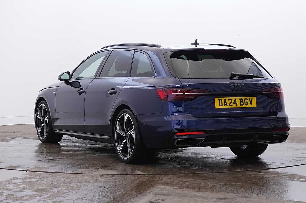 Audi A4 Diesel Avant 35 TDI Black Edition 5dr S Tronic