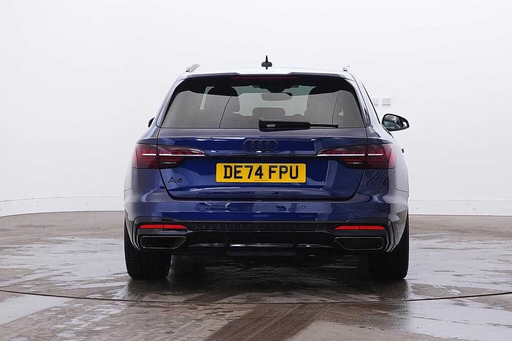 Audi A4 Diesel Avant 35 TDI Black Edition 5dr S Tronic