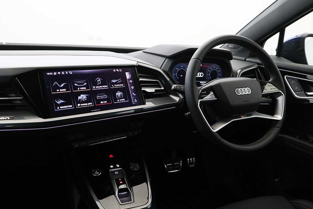 Audi Q4 E-tron Estate 210kW 45 82kWh S Line 5dr Auto [Leather]