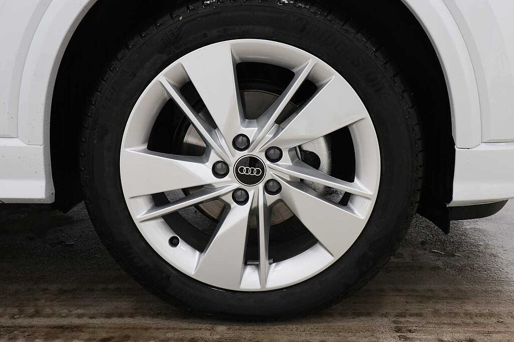Audi Q2 Estate 35 TFSI S Line 5dr S Tronic
