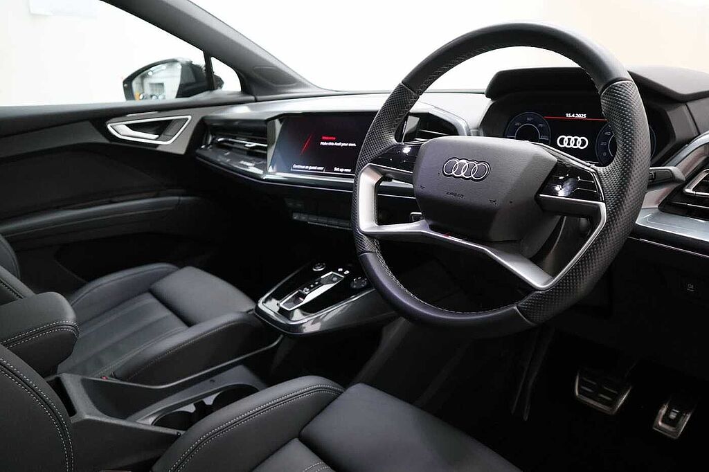 Audi Q4 E-tron Estate 210kW 45 82kWh S Line 5dr Auto [Leather]