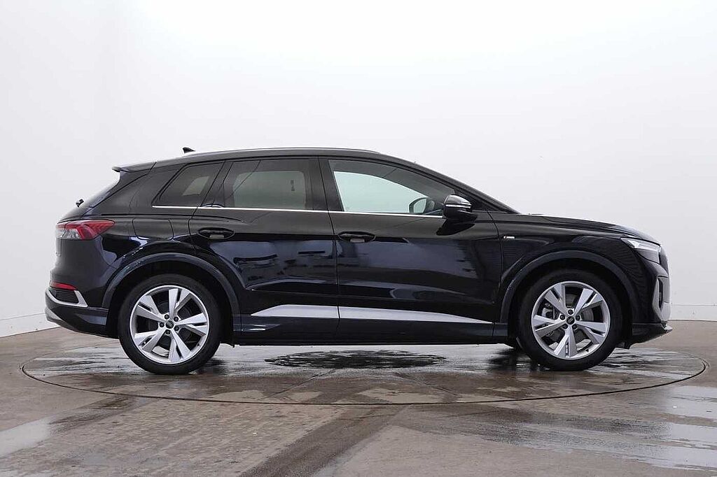 Audi Q4 E-tron Estate 210kW 45 82kWh S Line 5dr Auto [Leather]