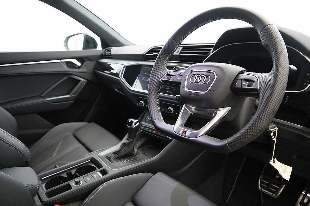 Audi Q3 Diesel Sportback 35 TDI Black Edition 5dr S Tronic [20' Alloy]
