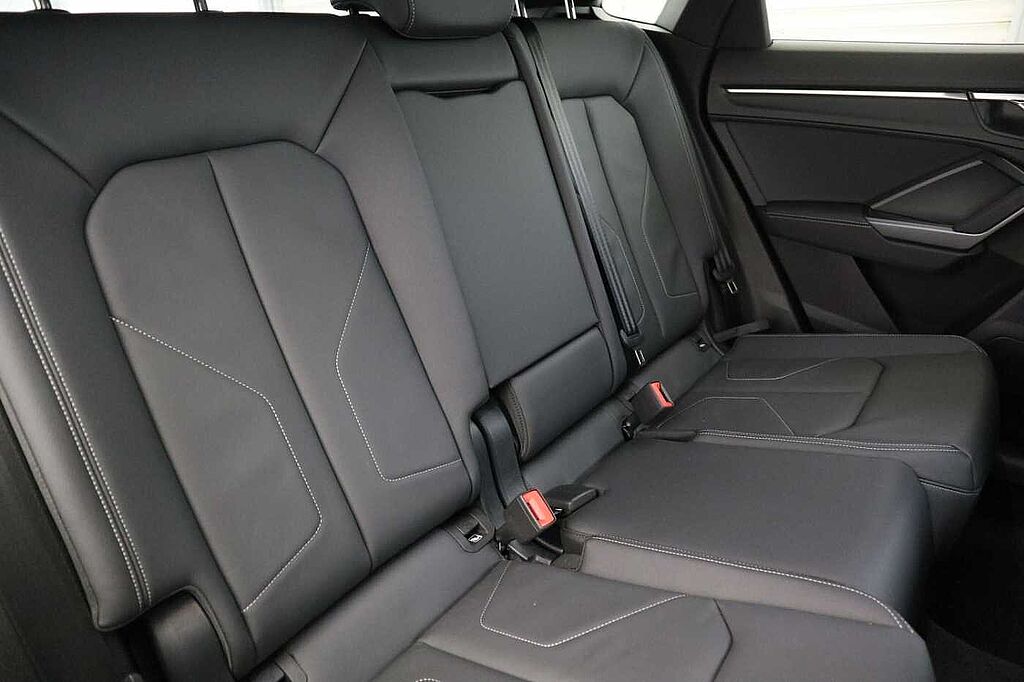 Audi Q3 Diesel Sportback 35 TDI Black Edition 5dr S Tronic [20' Alloy]