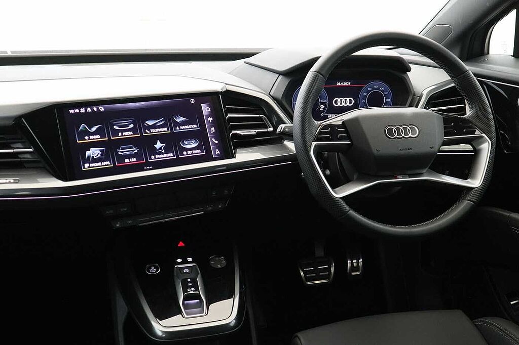 Audi Q4 E-tron Estate 210kW 45 82kWh S Line 5dr Auto [Leather]