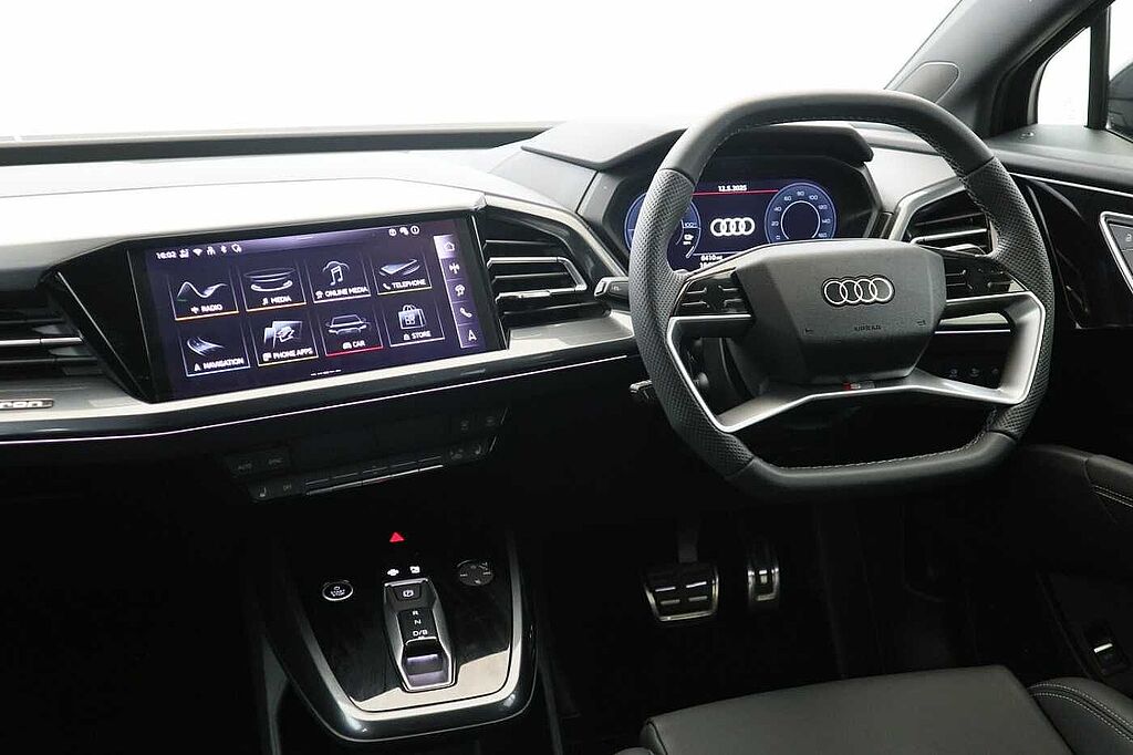 Audi Q4 E-tron Sportback 210kW 45 82kWh Black Edition 5dr Auto