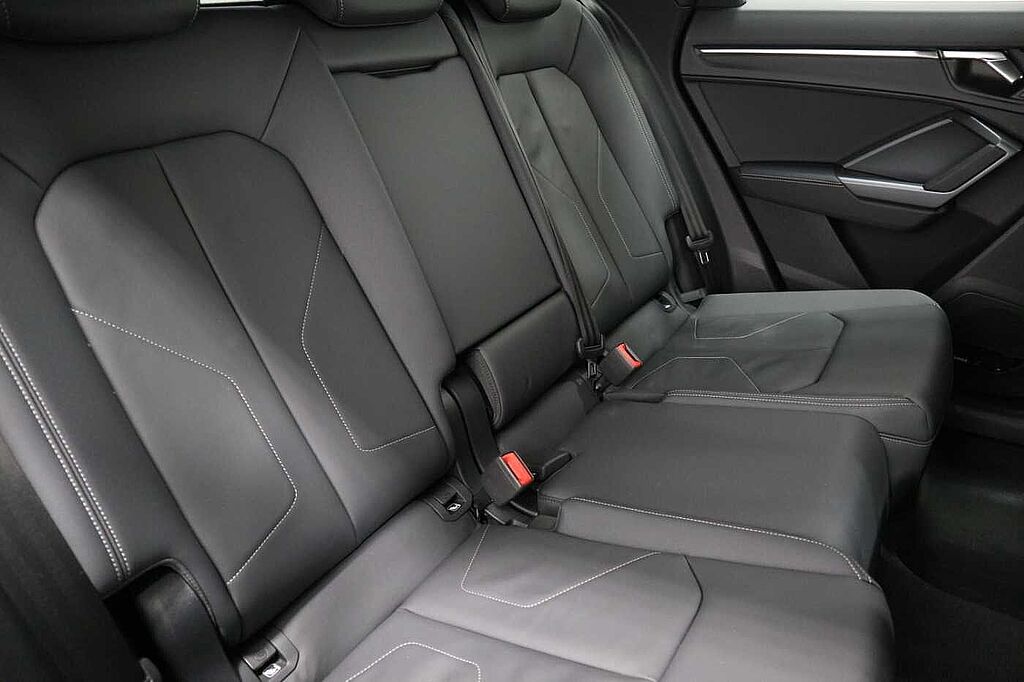Audi Q3 35 TFSI Black Edition 5dr S Tronic [20' Alloy]