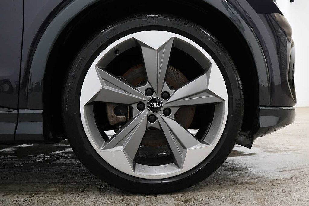 Audi Q4 E-tron 210kW 45 82kWh Black Edition 5dr Auto