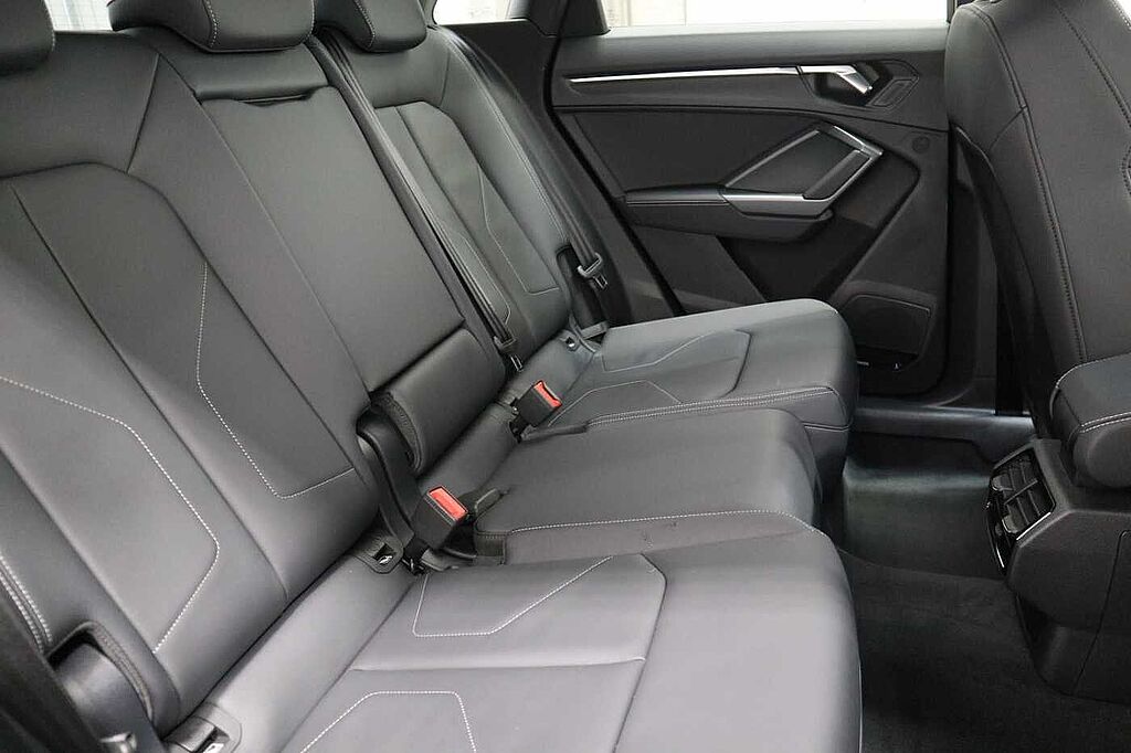 Audi Q3 35 TFSI Black Edition 5dr S Tronic [20' Alloy]