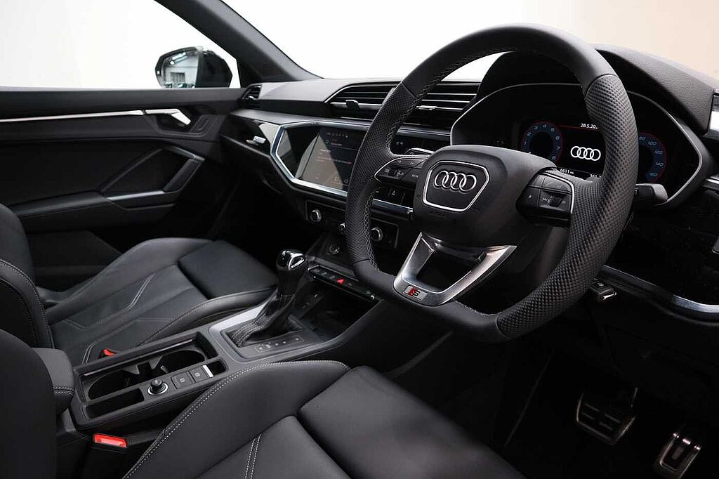Audi Q3 35 TFSI Black Edition 5dr S Tronic [20' Alloy]
