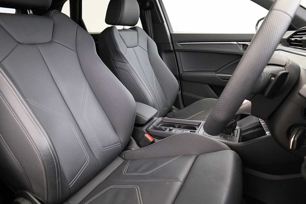 Audi Q3 35 TFSI Black Edition 5dr S Tronic [20' Alloy]