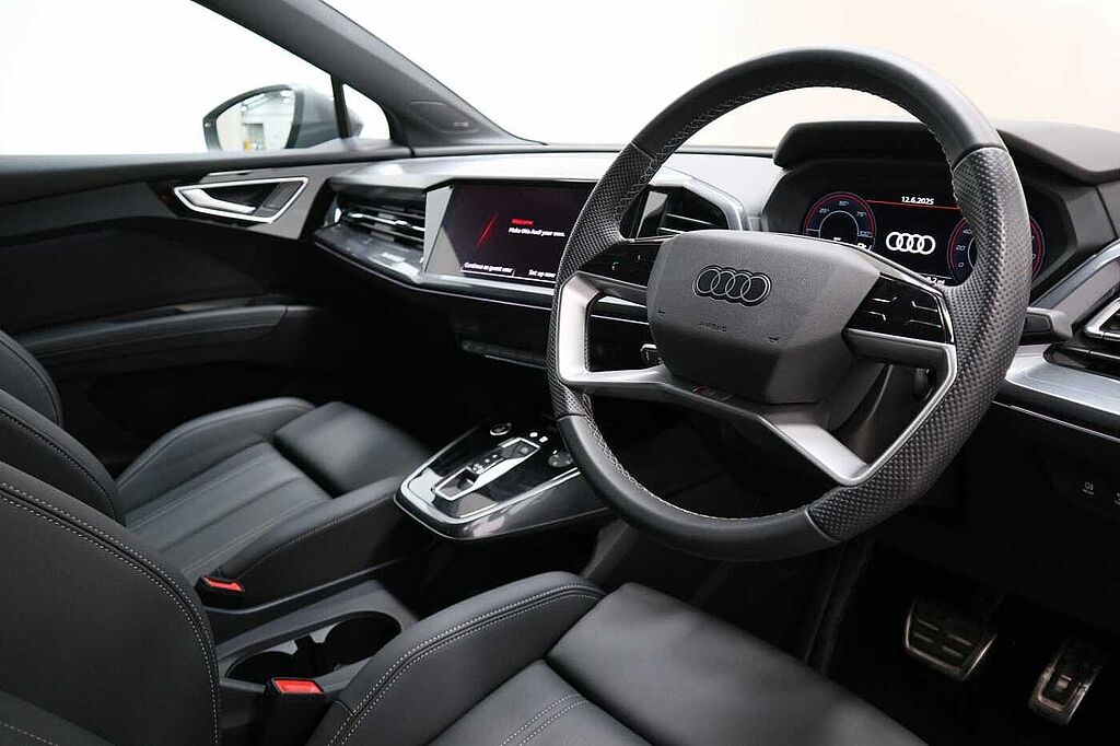 Audi Q4 E-tron 210kW 45 82kWh S Line 5dr Auto [Leather]