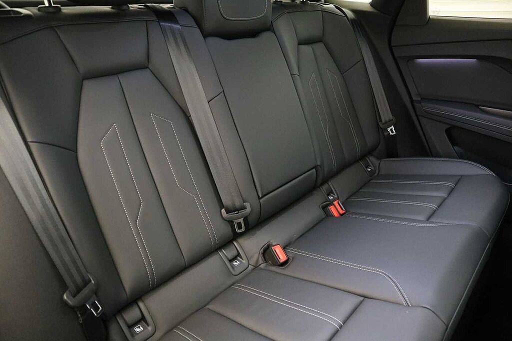 Audi Q4 E-tron Sportback 210kW 45 82kWh Black Edition 5dr Auto