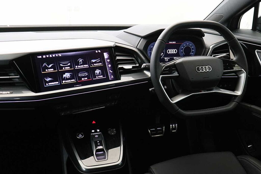 Audi Q4 E-tron Sportback 210kW 45 82kWh Black Edition 5dr Auto