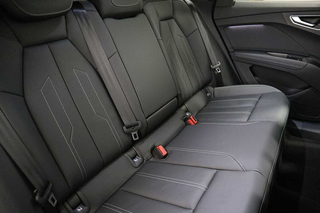 Audi Q4 E-tron Sportback 210kW 45 82kWh Black Edition 5dr Auto