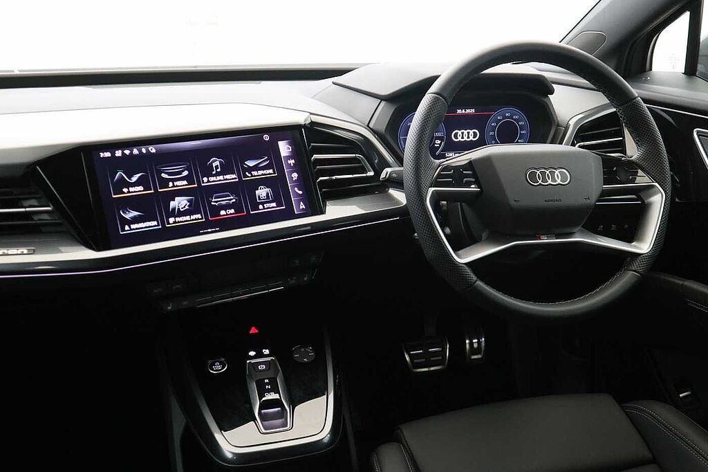 Audi Q4 E-tron 210kW 45 82kWh S Line 5dr Auto [Leather]