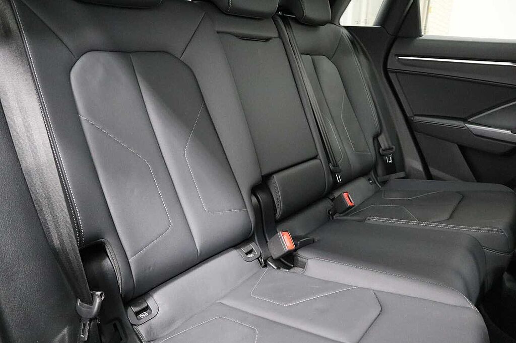 Audi Q3 35 TFSI Black Edition 5dr S Tronic [20' Alloy]