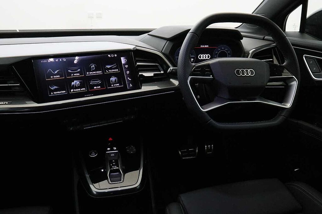 Audi Q4 E-tron Sportback 210kW 45 82kWh Black Edition 5dr Auto