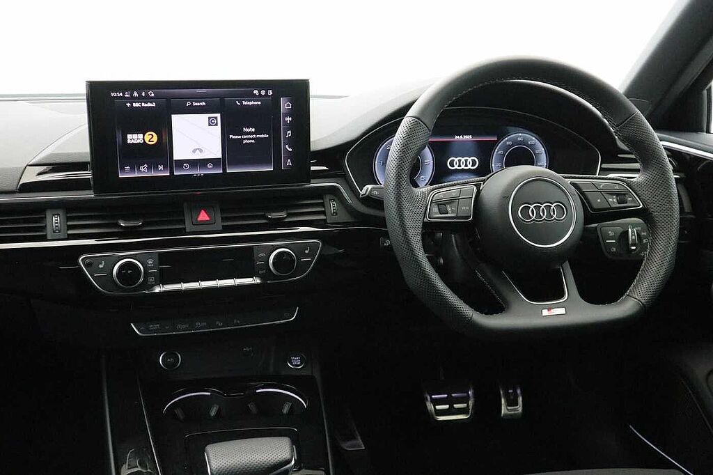 Audi A4 Avant 35 TDI Black Edition 5dr S Tronic