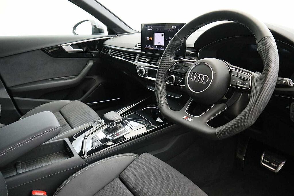 Audi A4 Avant 35 TDI Black Edition 5dr S Tronic