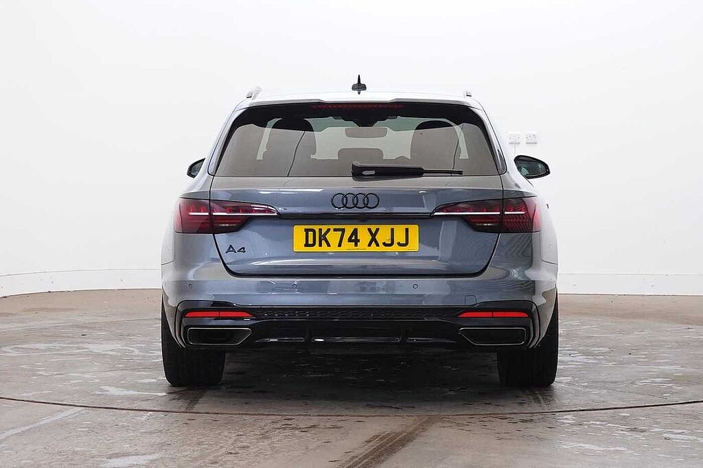Audi A4 Avant 35 TDI Black Edition 5dr S Tronic