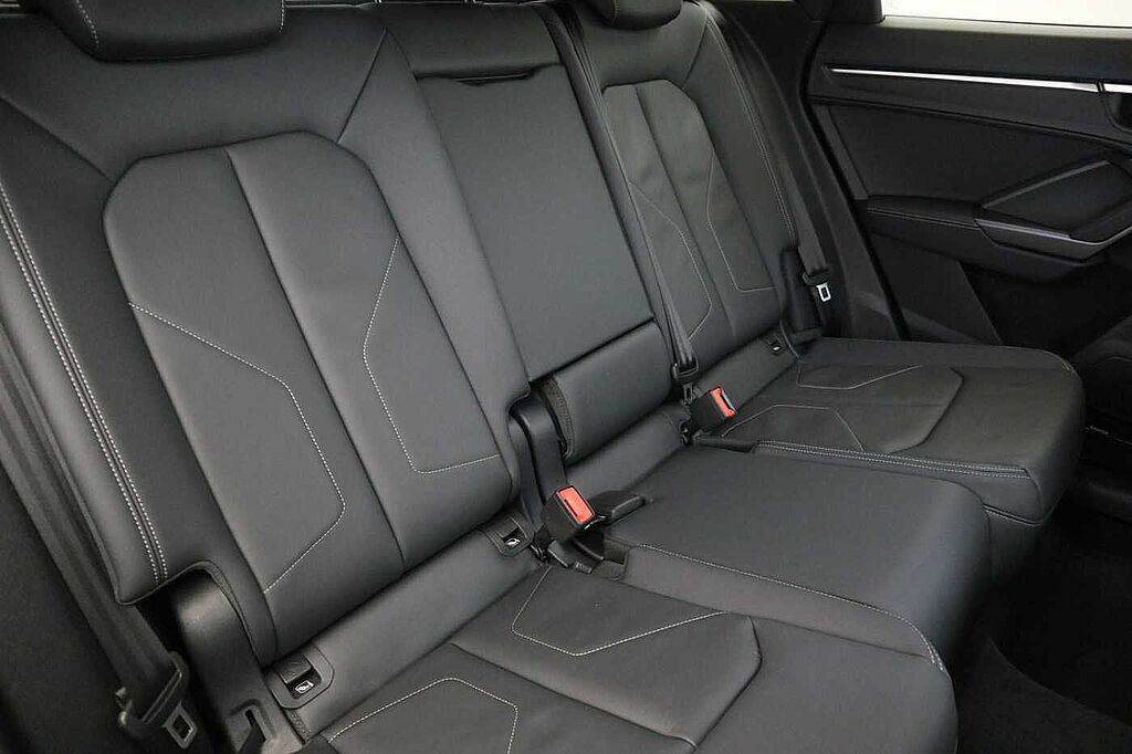Audi Q3 35 TFSI Black Edition 5dr S Tronic [20' Alloy]
