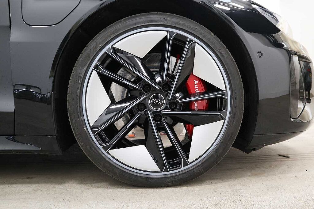Audi Rs E-tron Gt 475kW Quattro 93kWh Carbon Black 4dr Auto