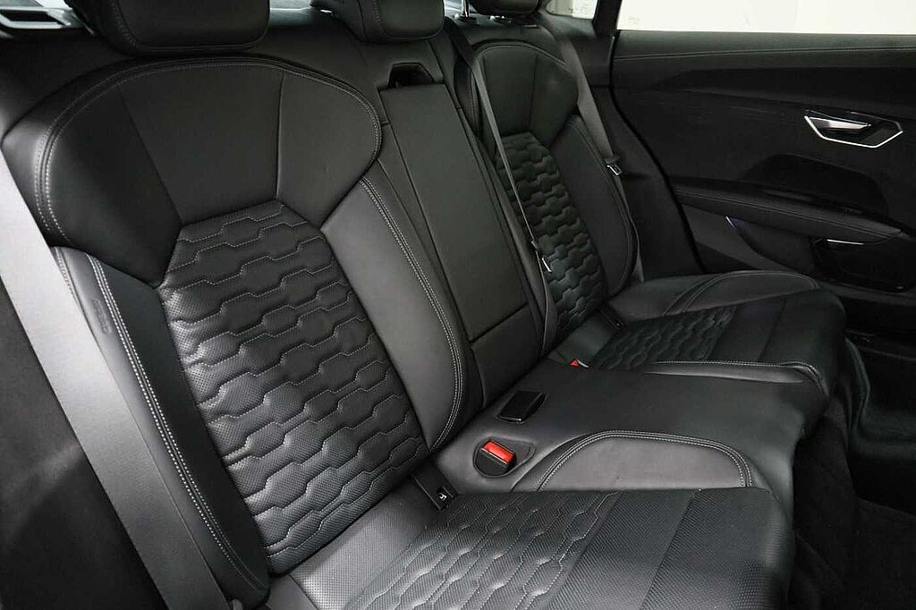 Audi Rs E-tron Gt 475kW Quattro 93kWh Carbon Black 4dr Auto