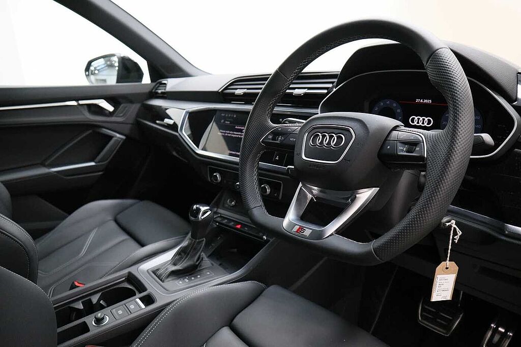 Audi Q3 35 TFSI Black Edition 5dr S Tronic [20' Alloy]