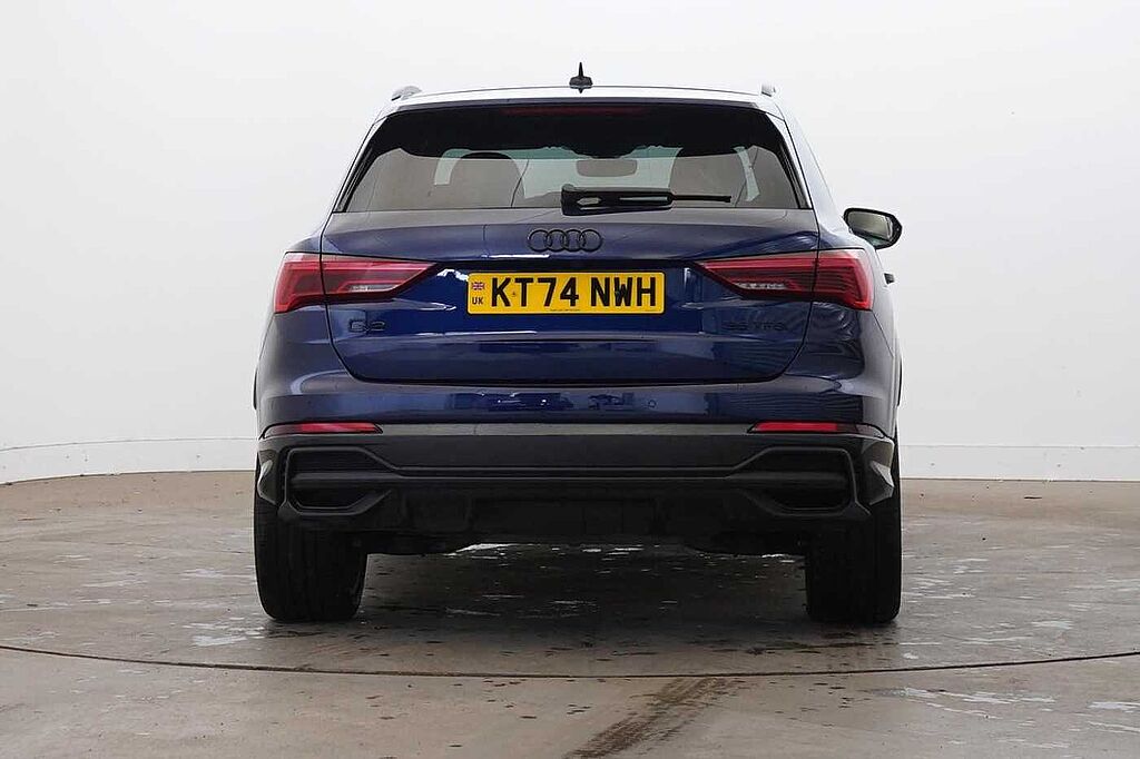 Audi Q3 35 TFSI Black Edition 5dr S Tronic [20' Alloy]